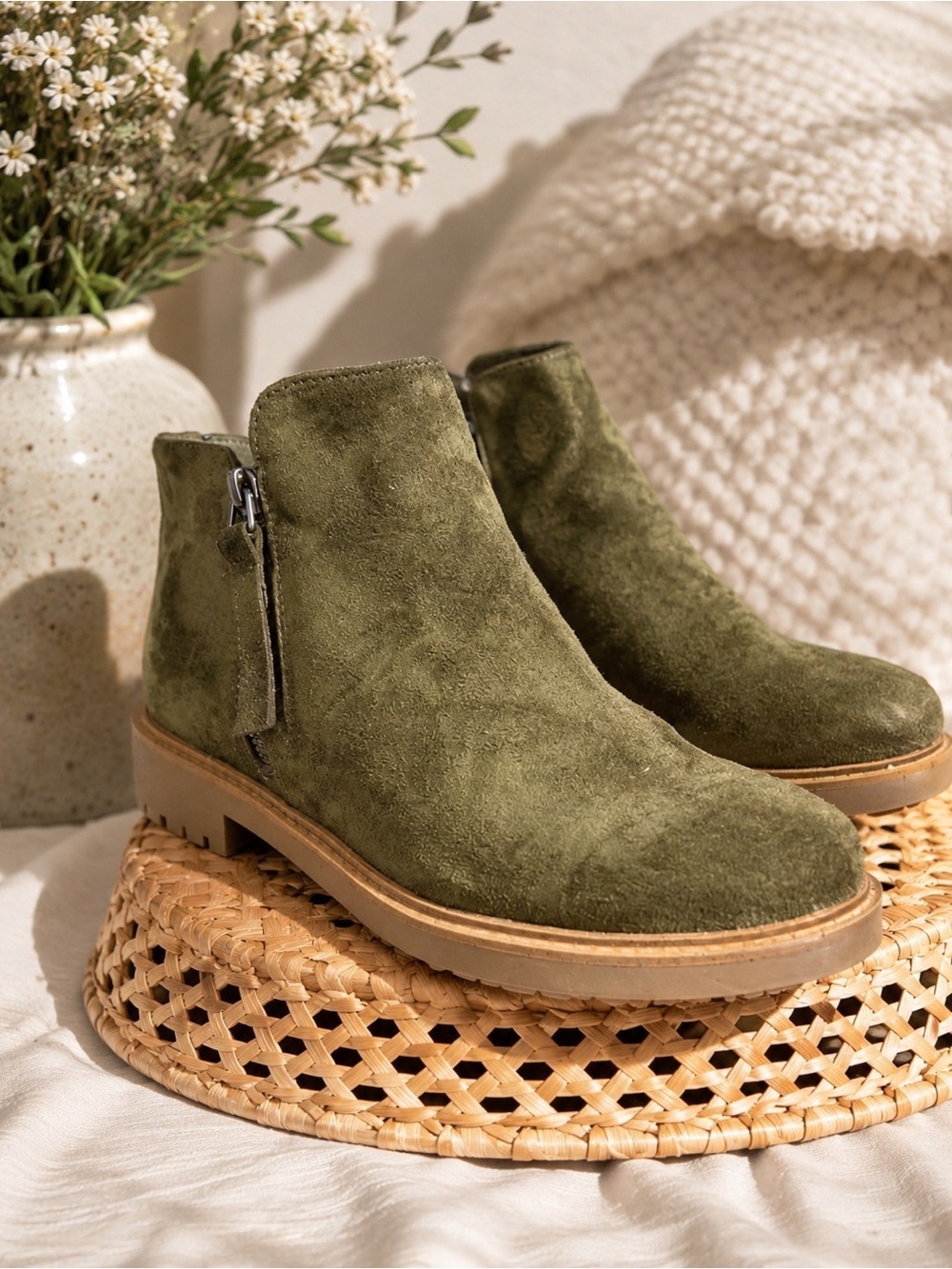 Esprit Saige Sage Green Faux Suede Ankle Boots Booties Size 6.5